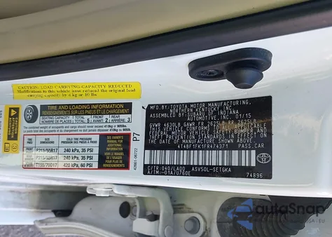 2015 Toyota Camry Xle z USA, uszkodzony, nr VIN 4T4BF1FK1FR474371